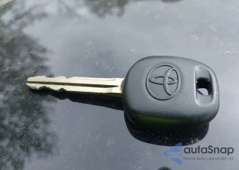 2010 Toyota Sienna Le from USA, damaged, VIN 5TDKK4CC5AS327606